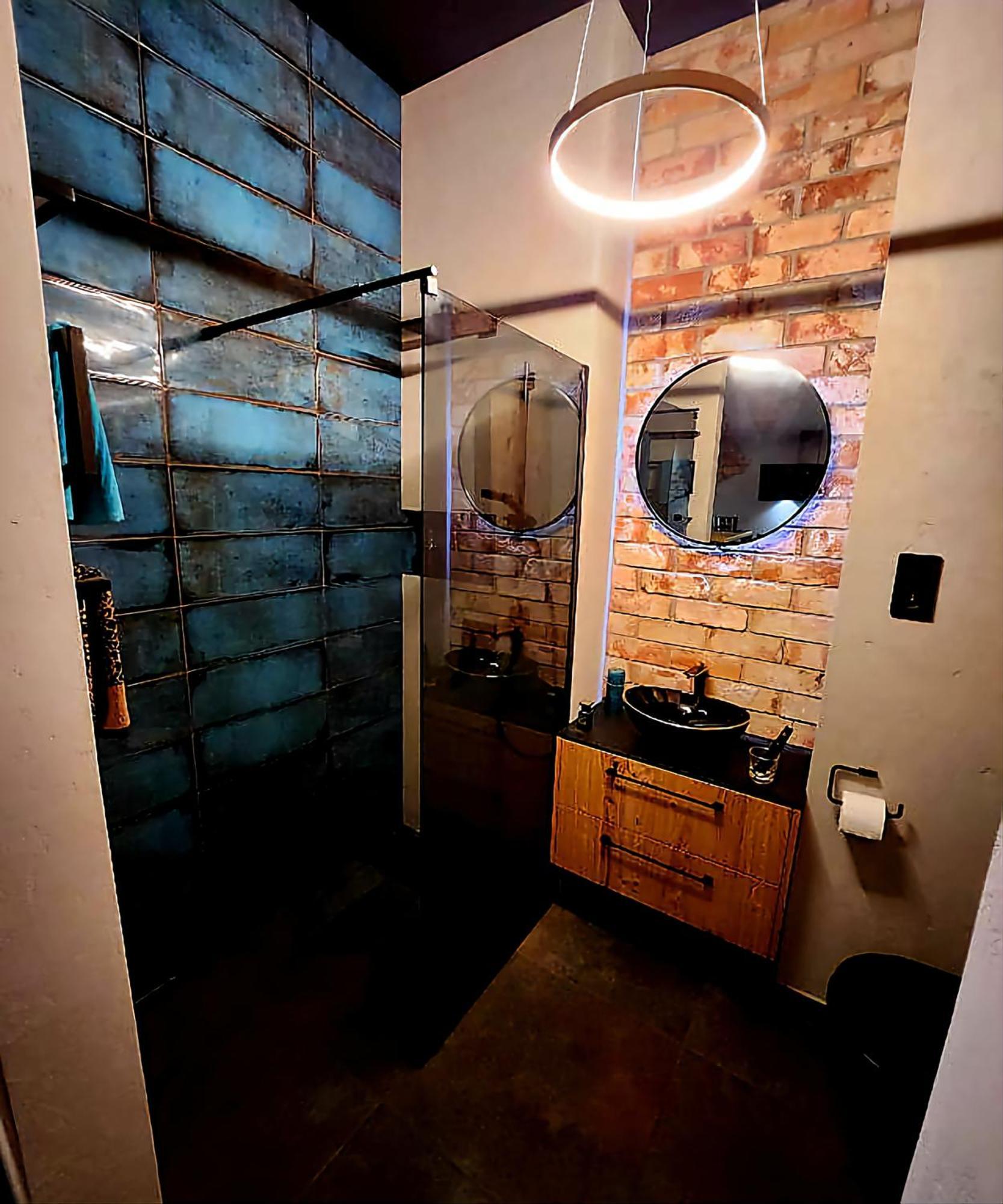 Luxury Spa City Center Apartments, Pool & Sauna & Gym & Self Check In 24 H & Free Parking クラクフ エクステリア 写真