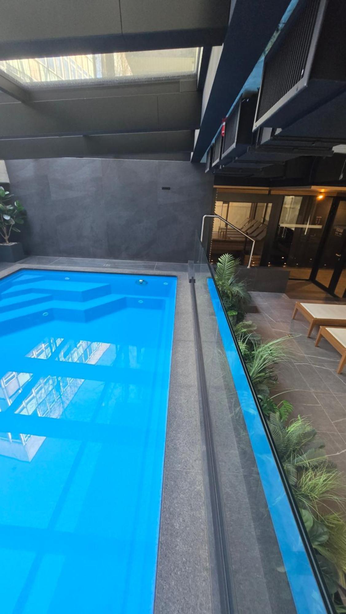 Luxury Spa City Center Apartments, Pool & Sauna & Gym & Self Check In 24 H & Free Parking クラクフ エクステリア 写真